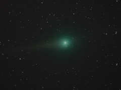 First Picture of Comet Lulin on Feb. 21, 2009