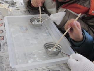 Disolve Paraffin in Hot Water